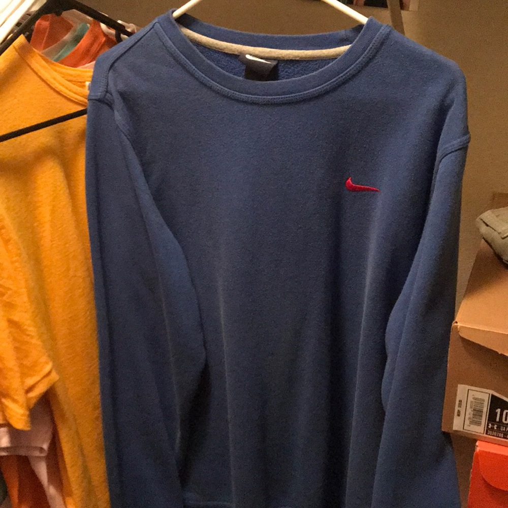 Nike sweatshirt